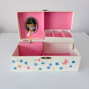 Vintage Ballerina Jewelry Box Wind Up Theme to “Love Story” Retro Nostalgia 70s